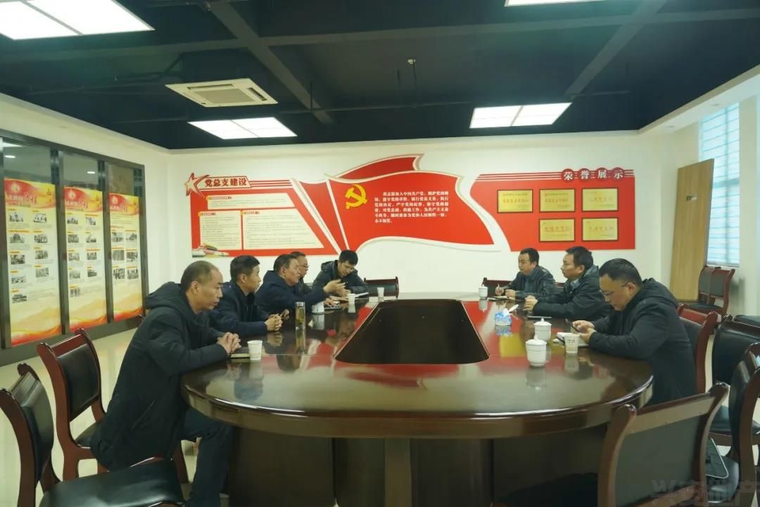 02.jpg